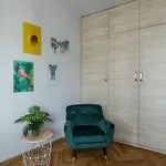 Boutique Emilii Plater 55 Two Balcony Apartment *