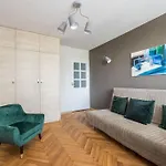Apartment Boutique Emilii Plater 55 Two Balcony