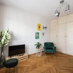 Boutique Emilii Plater 55 Two Balcony Apartment
