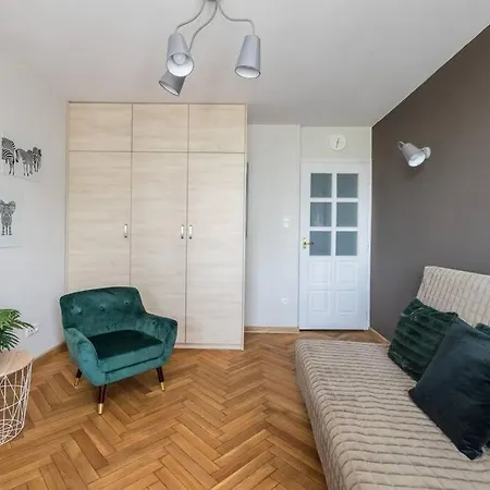 Boutique Emilii Plater 55 Two Balcony * Varşova